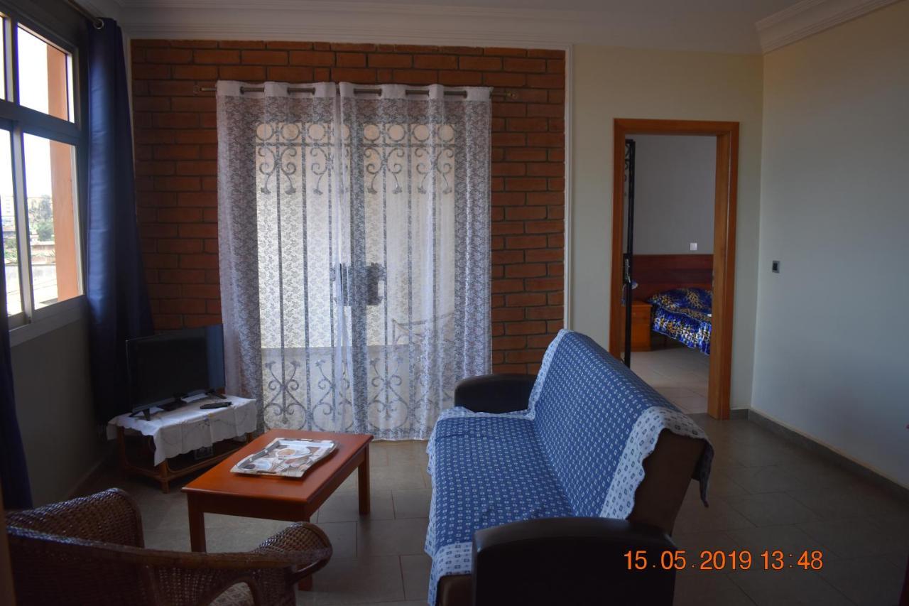 Residence Vicyma 2 P Tout Confort Bafoussam Centre מראה חיצוני תמונה